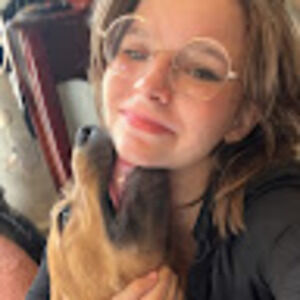 Meet your Posher, Lena